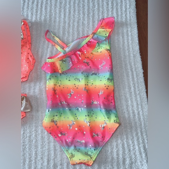 Freestyle Revolution Coral and Gold Swimsuit - Picture 7 of 8